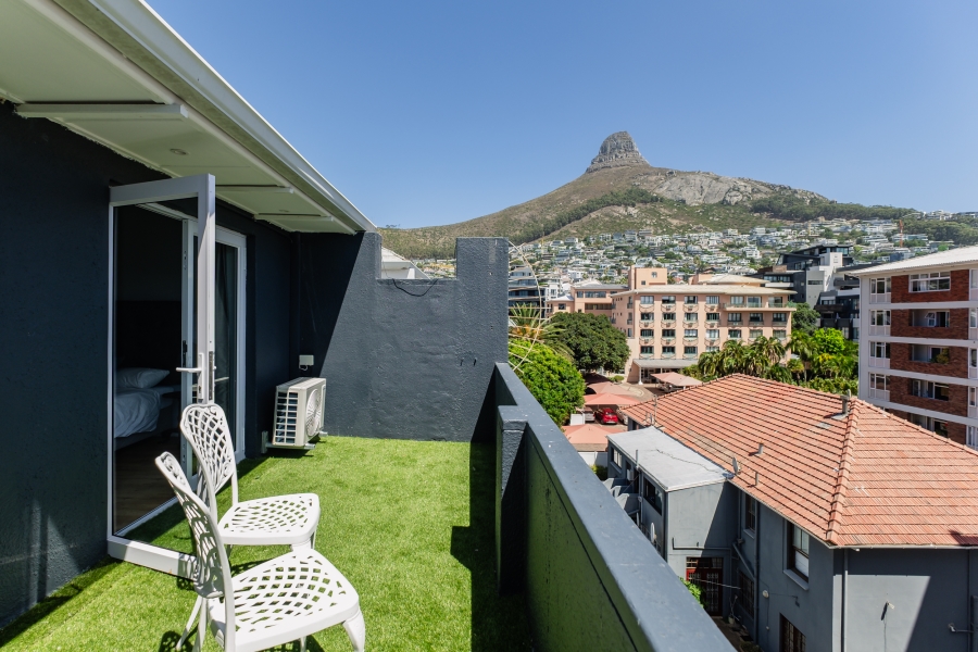 To Let 3 Bedroom Property for Rent in Sea Point Western Cape